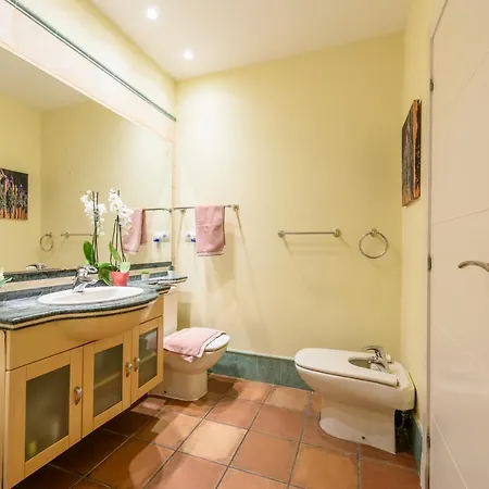 Ramblasrentals Chic & Spacious Flat Pool Table 15m Ramblas - Parking - Wifi