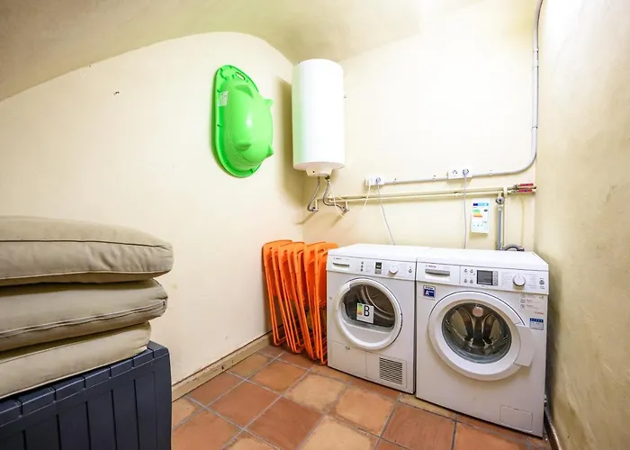 Ramblasrentals Chic & Spacious Flat Pool Table 15m Ramblas - Parking - Wifi *