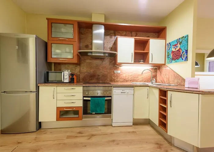Ramblasrentals Chic & Spacious Flat Pool Table 15m Ramblas - Parking - Wifi Appartement